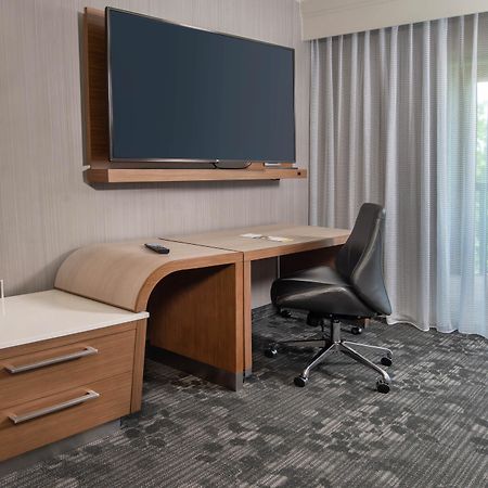 Sonesta Select Allentown Bethlehem Airport Esterno foto